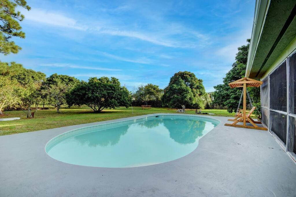 Ananda Farmhouse And Retreat. 레이크워쓰 외부 사진